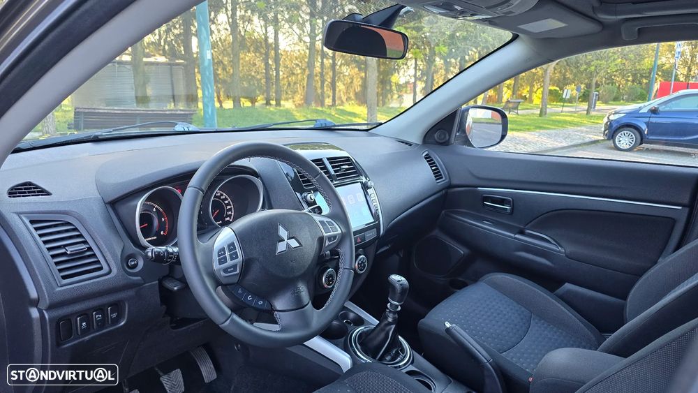 Mitsubishi ASX 1.8 DI-D Instyle - 22
