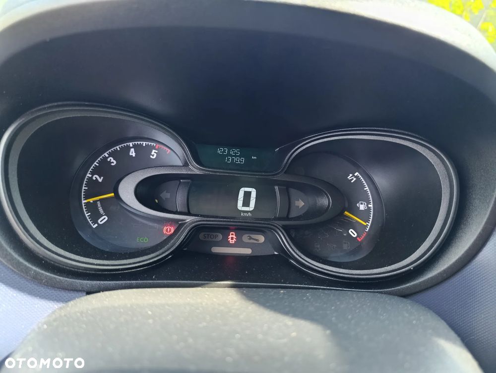 Opel VIVARO - 18