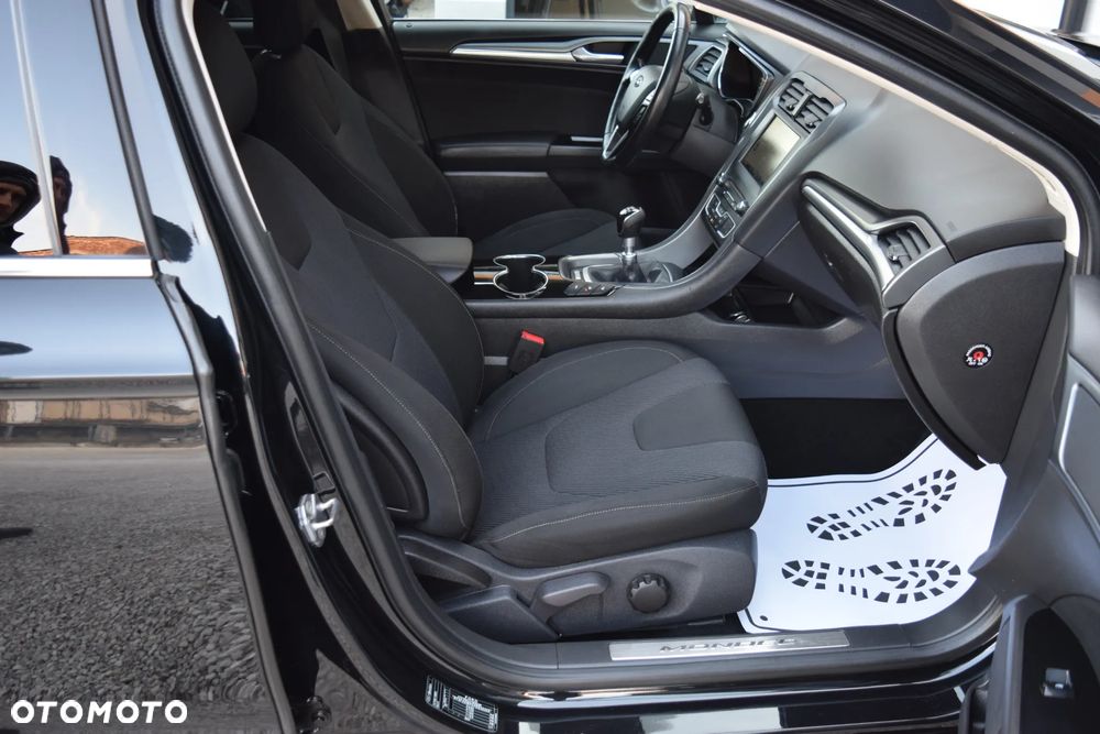 Ford Mondeo SW 2.0 TDCi Titanium - 37