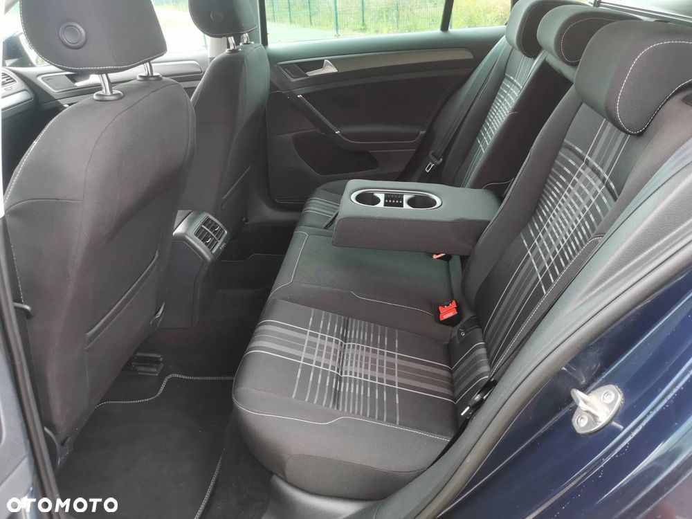 Volkswagen Golf 2.0 TDI 4Motion BlueMotion Technology Lounge - 10