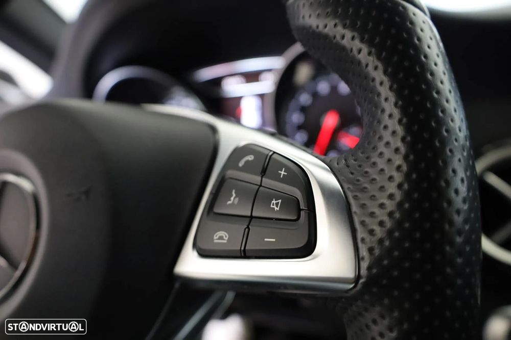 Mercedes-Benz GLA 180 Edition 1 - 27
