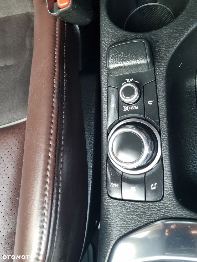 Mazda CX-3 SKYACTIV-G 120 FWD Kizoku Intense - 26