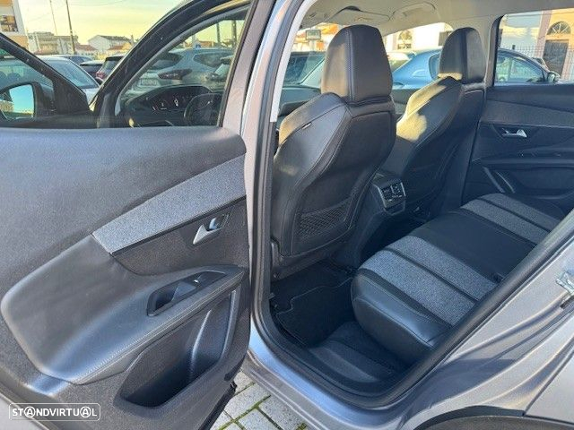 Peugeot 3008 1.5 BlueHDi Allure Pack - 20