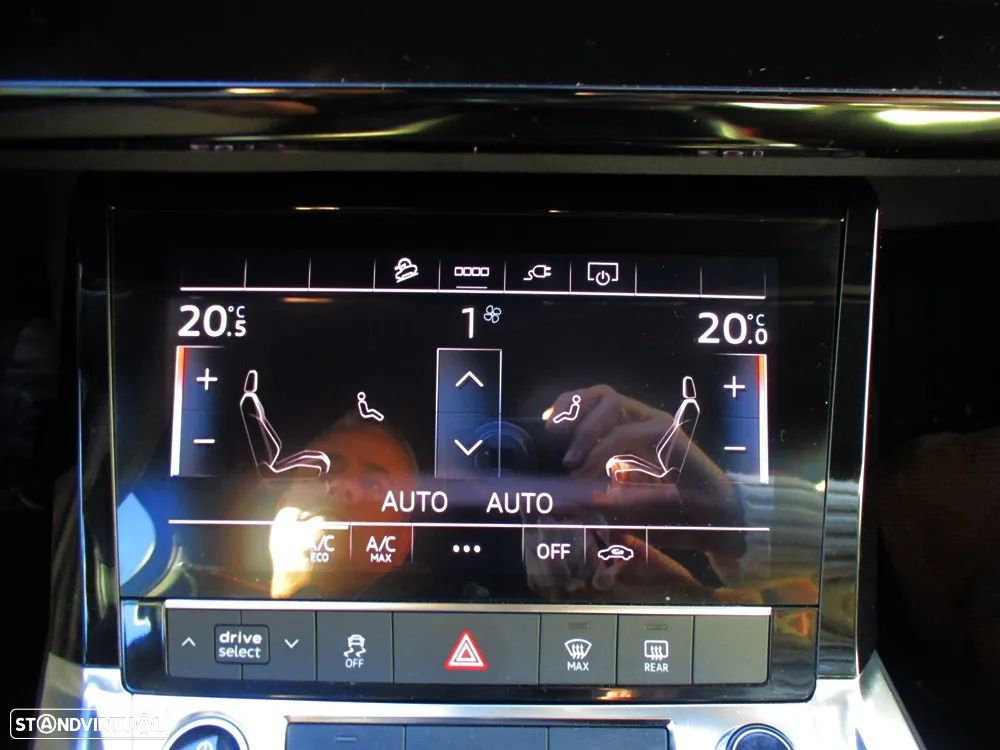 Audi Q8 e-Tron Sportback 50 quattro S line - 16