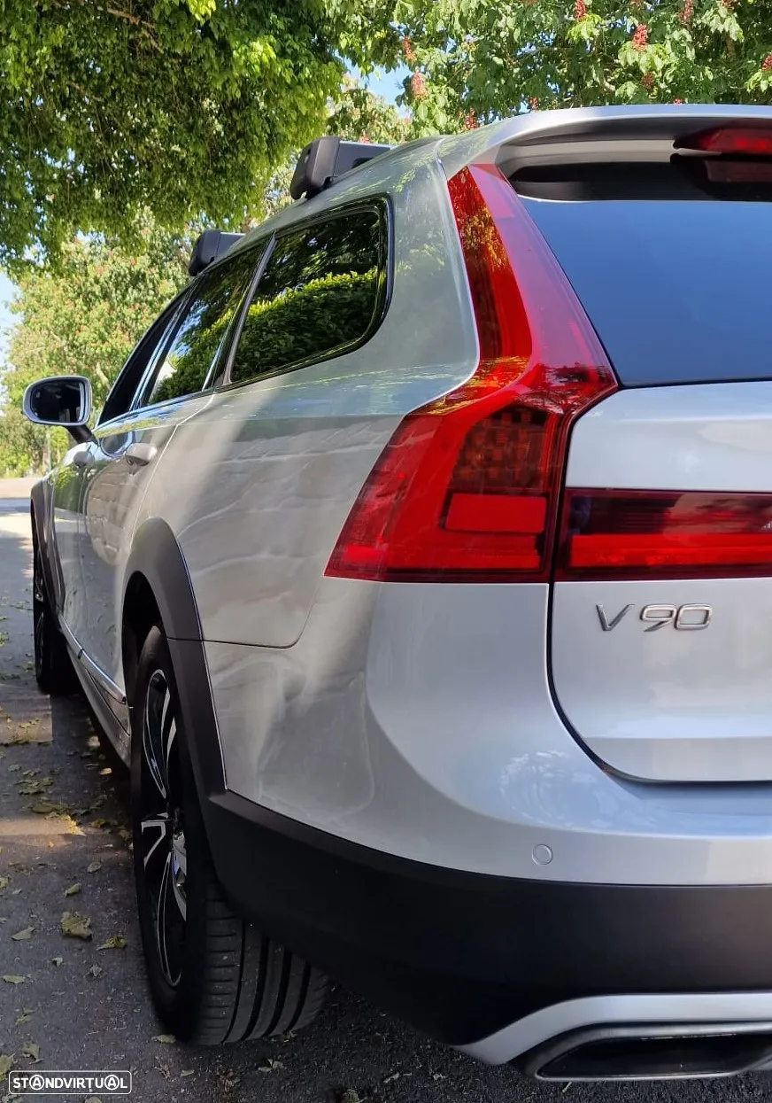 Volvo V90 Cross Country 2.0 D4 Pro AWD Geartronic - 15