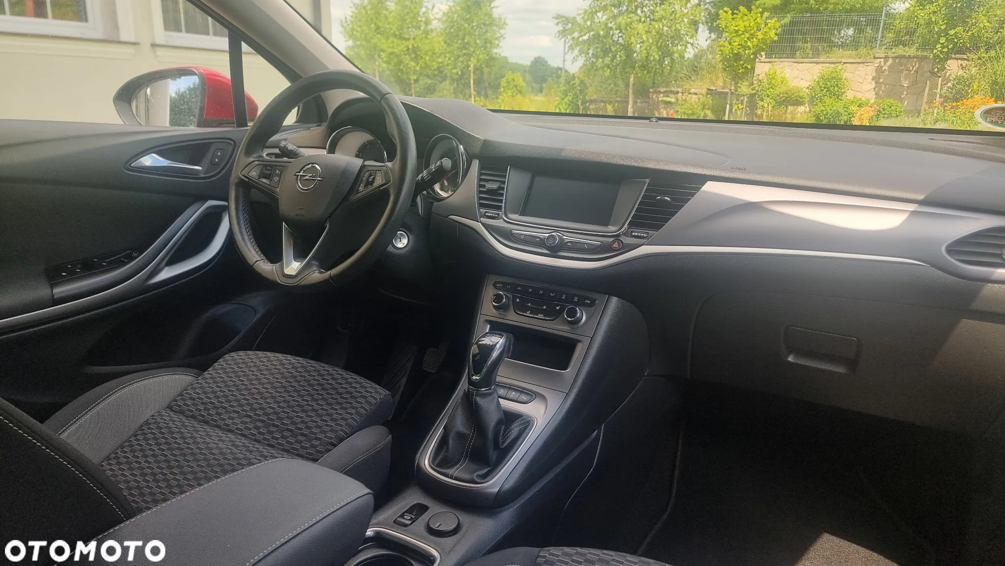 Opel Astra 1.5 D Start/Stop Sports Tourer Edition - 19
