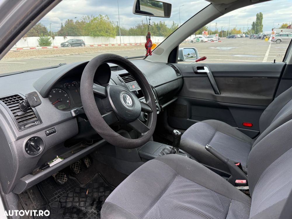 Volkswagen Polo - 5