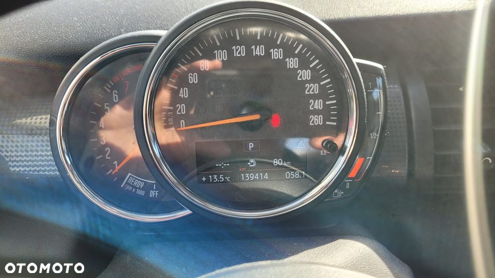 MINI Cooper Standard - 32