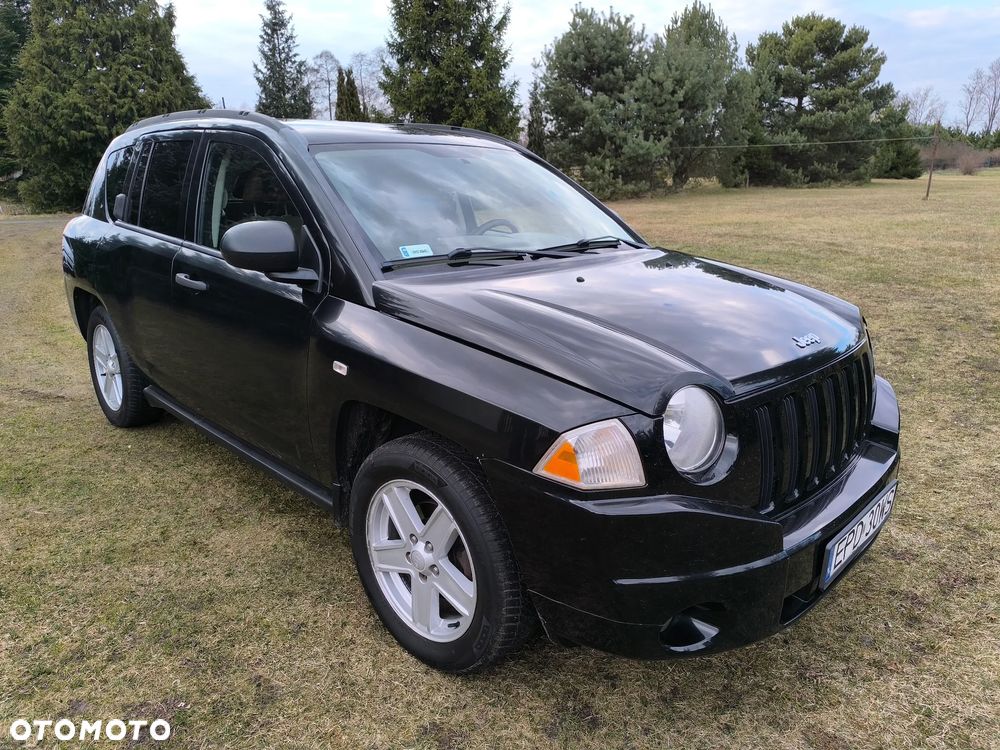Jeep Compass - 1