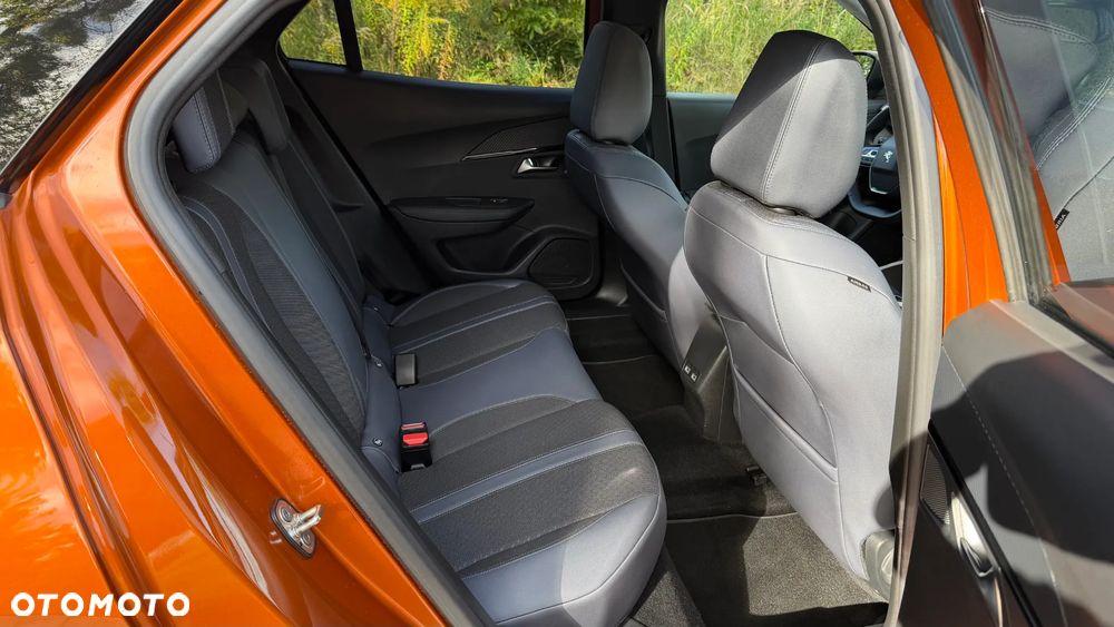 Peugeot 2008 1.2 Pure Tech GPF Allure S&S - 20