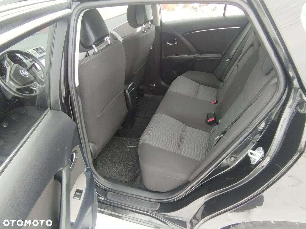 Toyota Avensis 1.8 Executive - 15