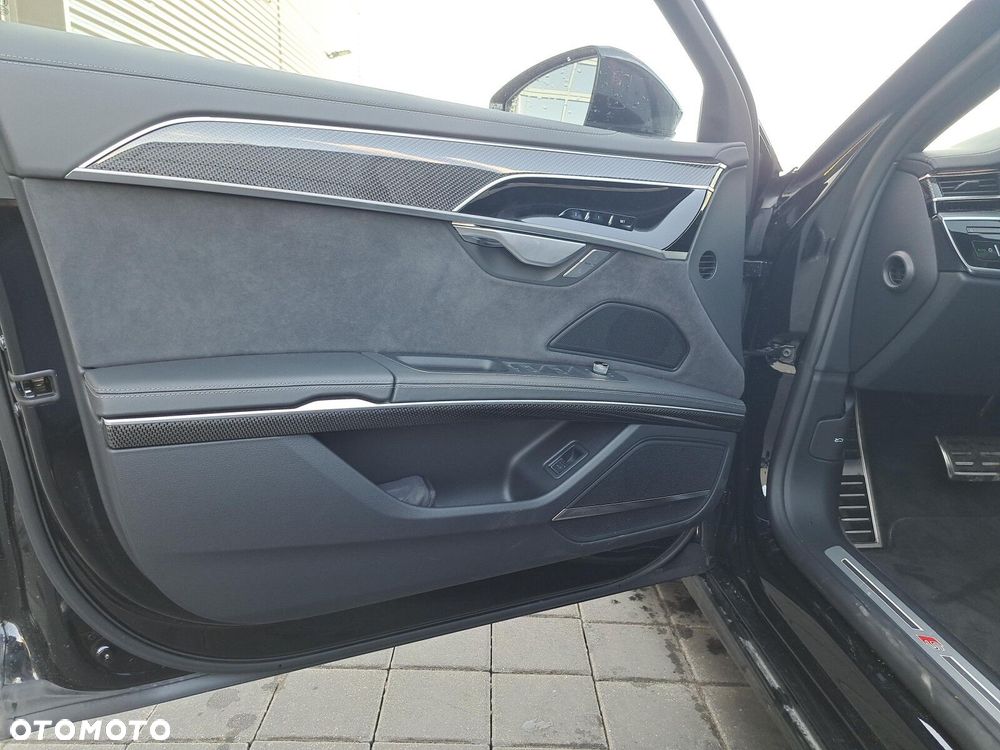 Audi S8 TFSI mHEV Quattro Tiptr - 11