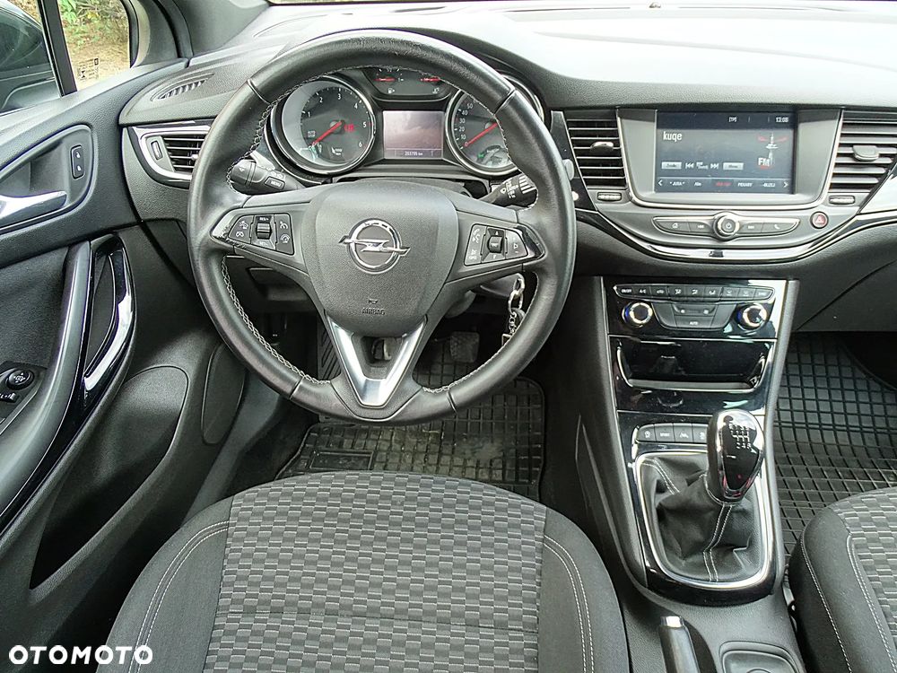 Opel Astra 1.6 CDTI Elite S&S - 32