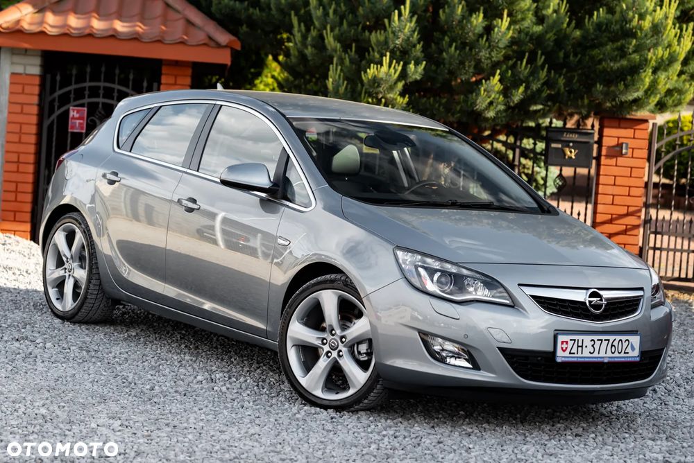 Opel Astra 1.6 Turbo Sport - 3