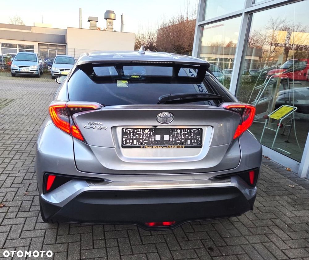 Toyota C-HR - 8