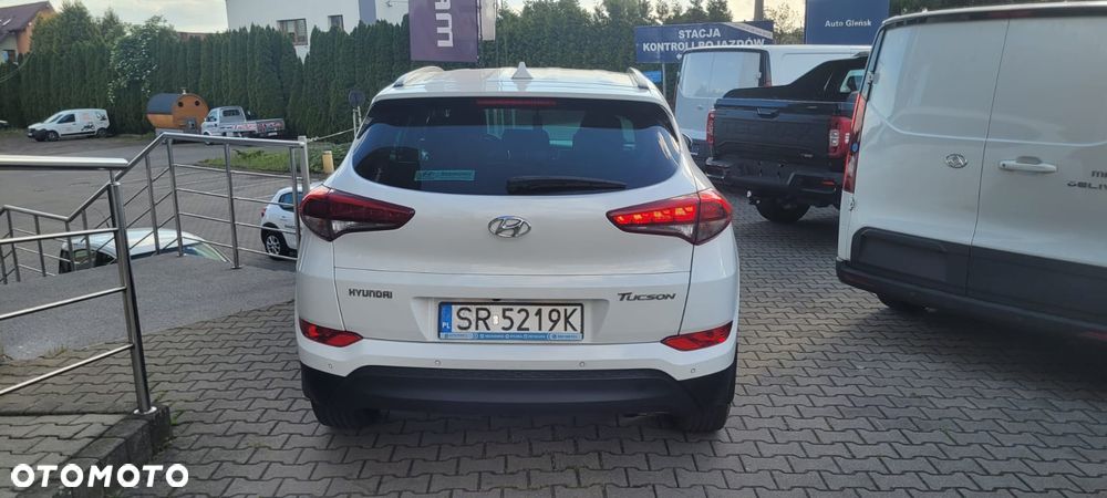 Hyundai Tucson 1.6 GDI BlueDrive Comfort 2WD - 9