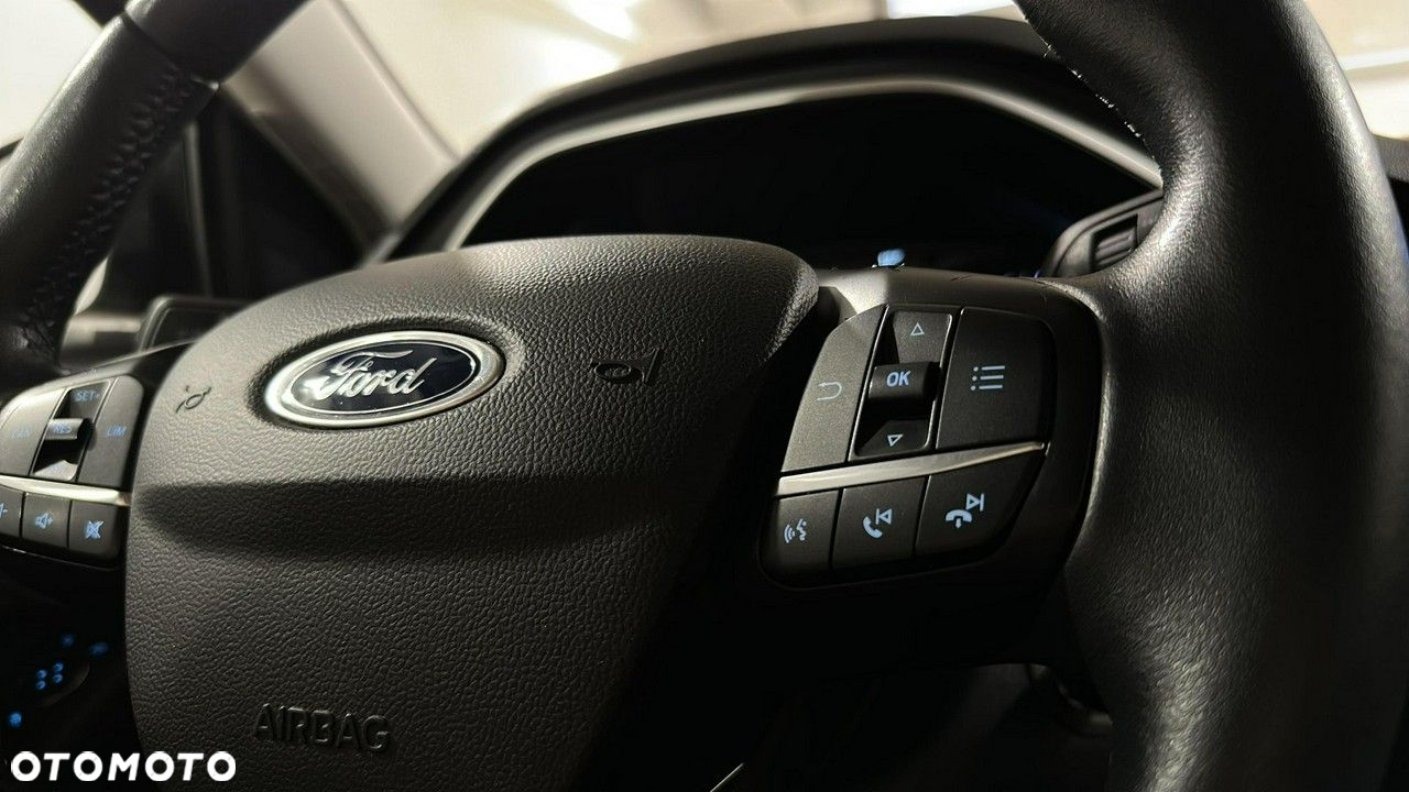 Ford Focus - 21