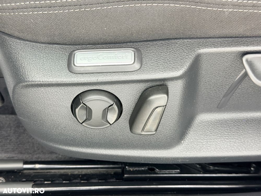 Volkswagen Passat Variant 2.0 TDI (BlueMotion Technology) Trendline - 10