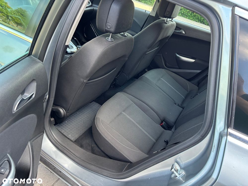 Opel Astra 1.6 T Sport - 14