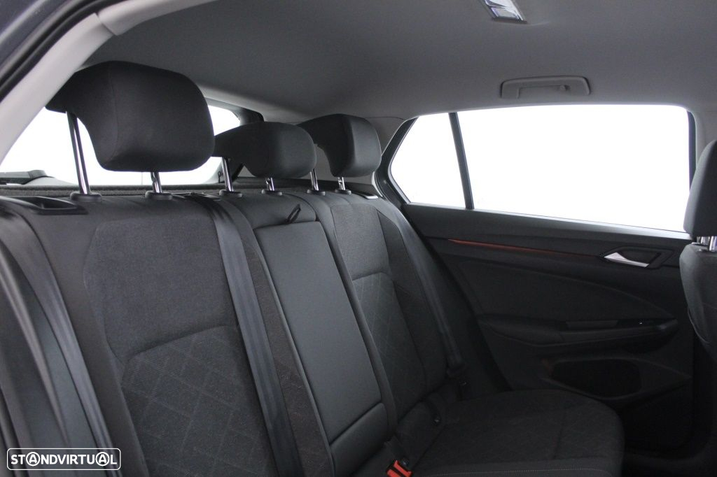 VW Golf 2.0 TDI Life DSG - 15