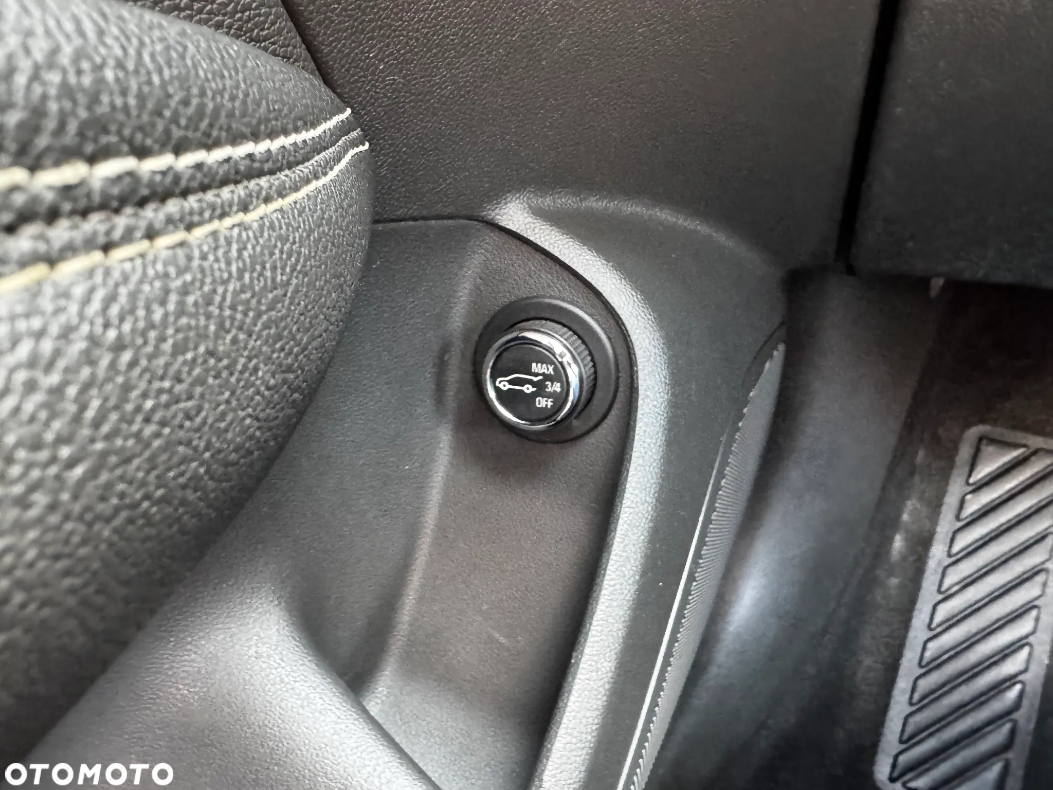 Opel Insignia CT 2.0 CDTI Exclusive S&S - 30