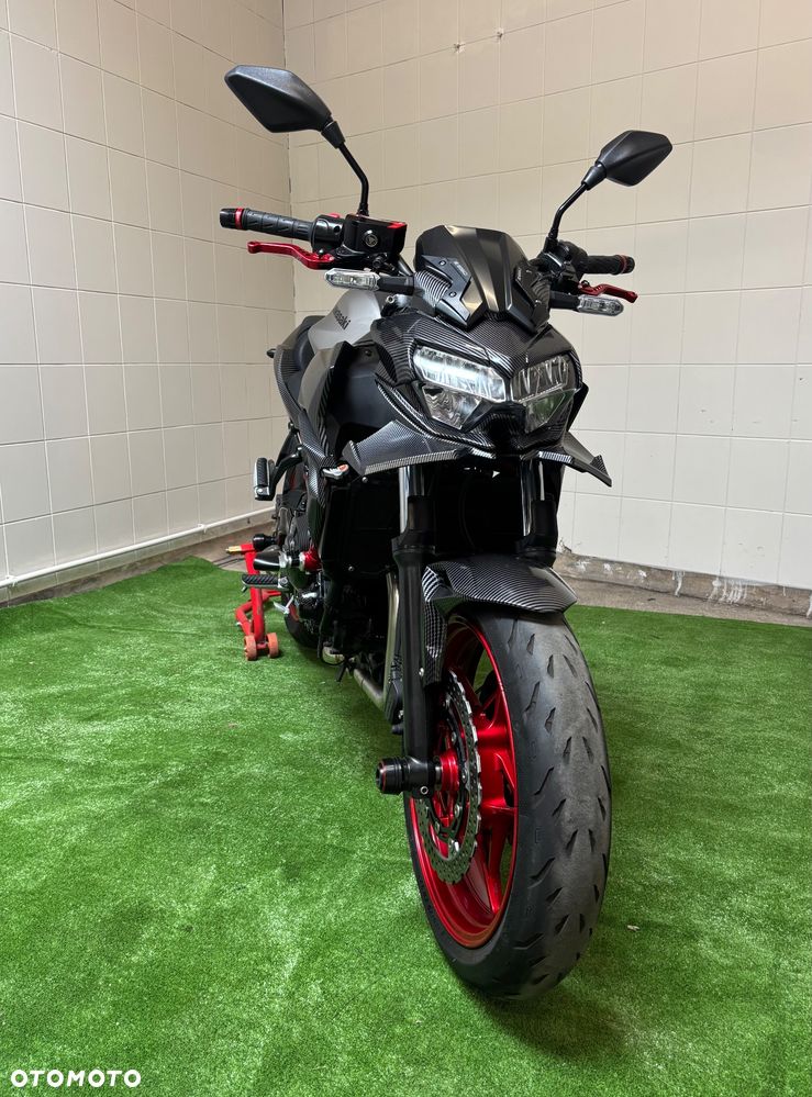 Kawasaki Z 650 - 11