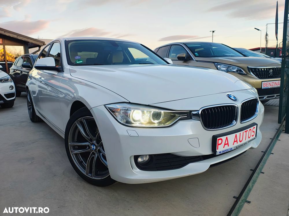 BMW Seria 3 320i Efficient Dynamics Edition Luxury Line - 25