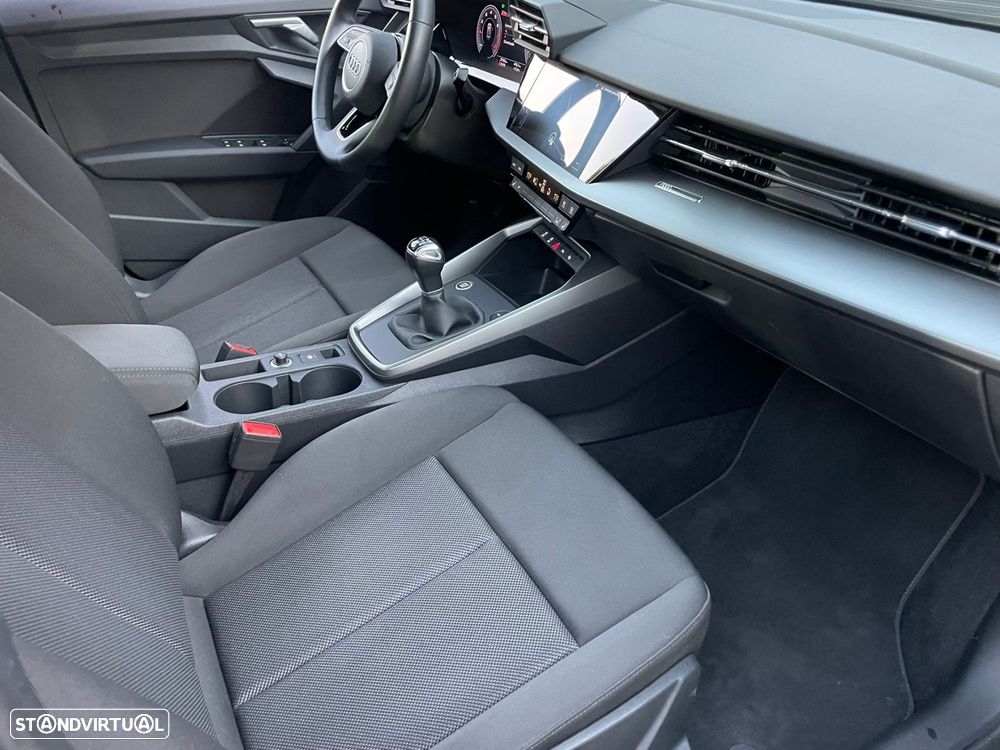 Audi A3 Limousine 30 TFSI Advanced - 11