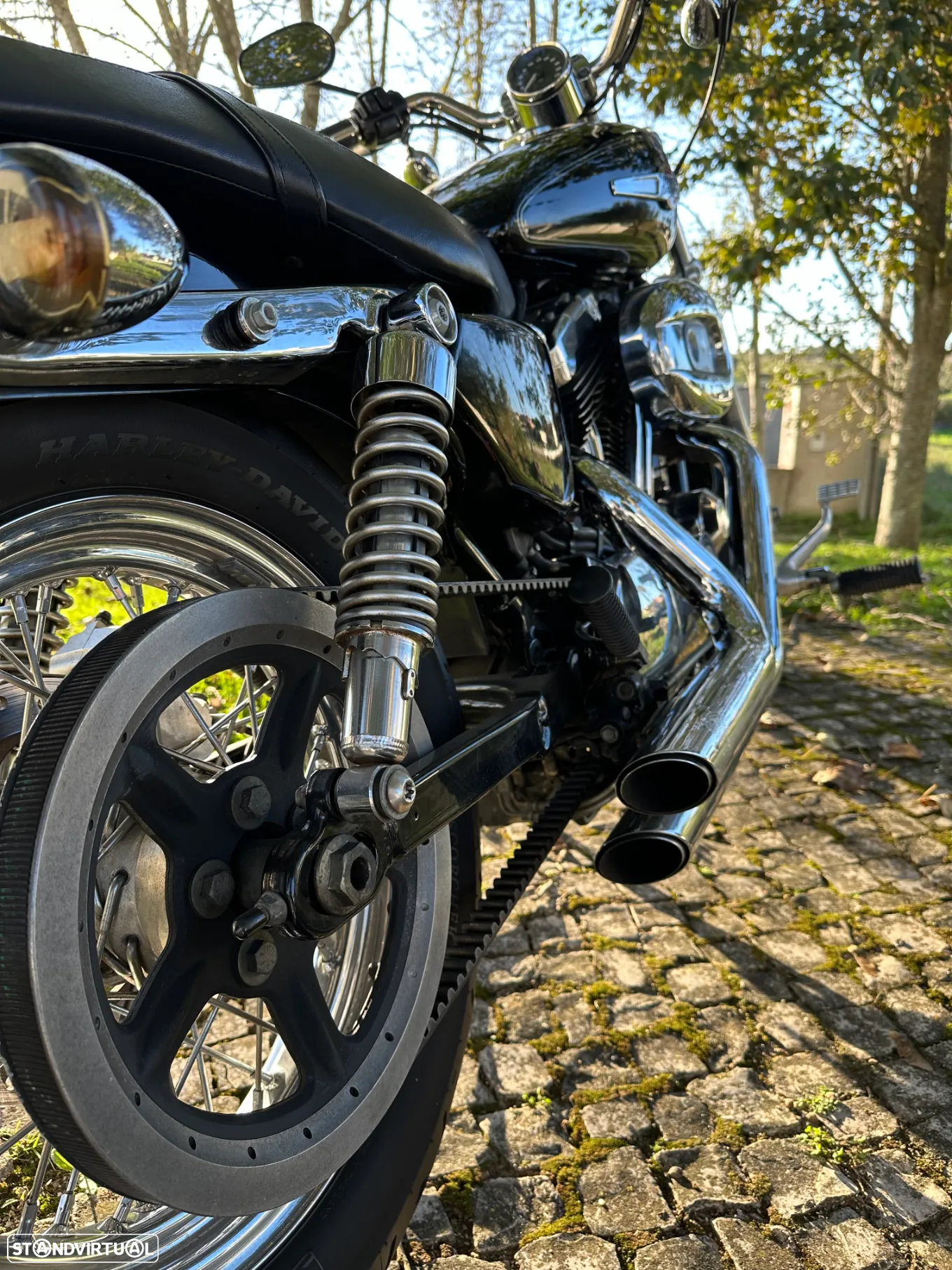 Harley-Davidson XL 1200C CUSTOM - 9
