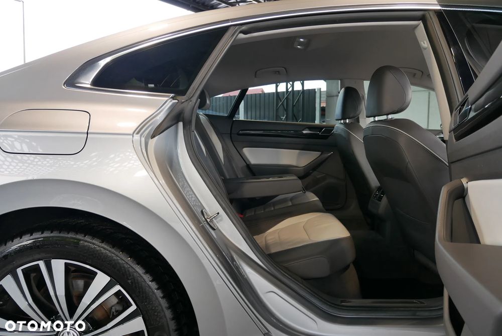 Volkswagen Arteon 2.0 TDI SCR 4Motion DSG Elegance - 11