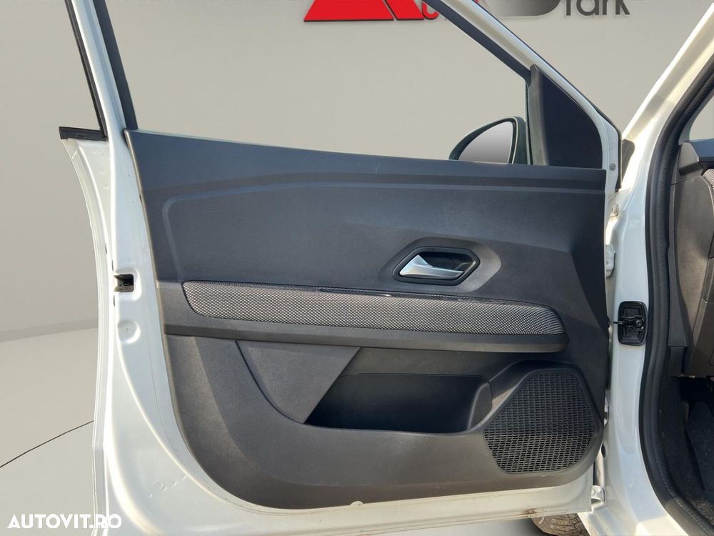 Dacia Logan TCe 90 MT6 Expression - 16