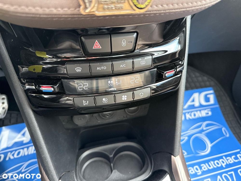 Peugeot 2008 1.6 e-HDi Allure S&S - 25