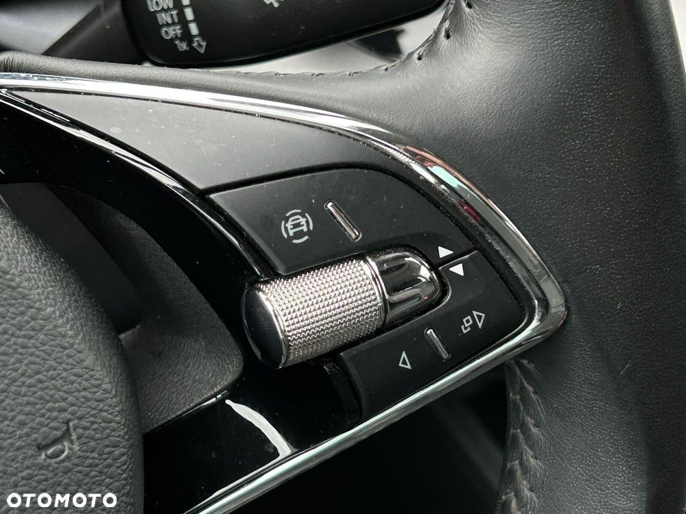 Skoda Octavia 1.5 TSI ACT Ambition - 25