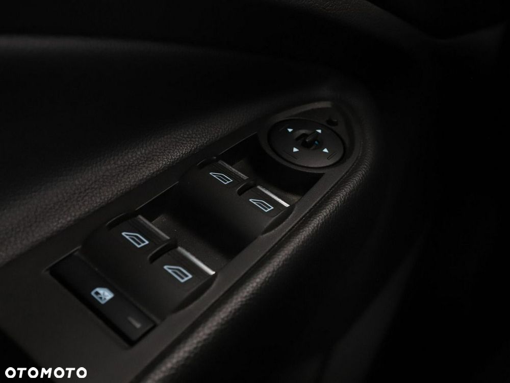 Ford Kuga 1.5 EcoBlue TITANIUM - 33