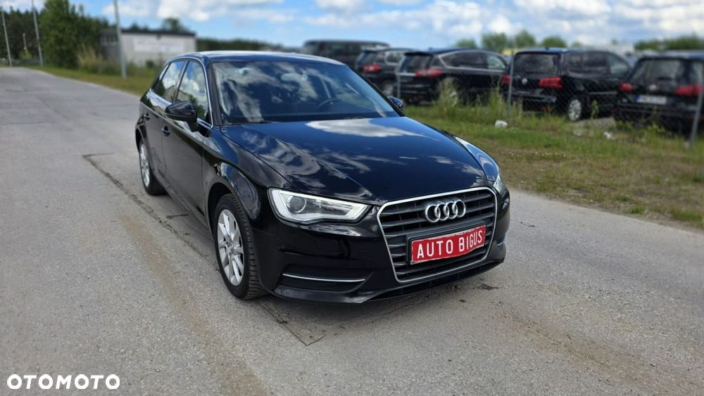 Audi A3 Sportback - 3