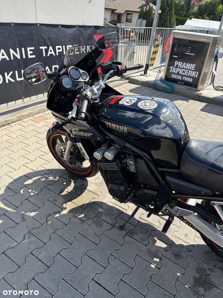 Yamaha FZS - 7