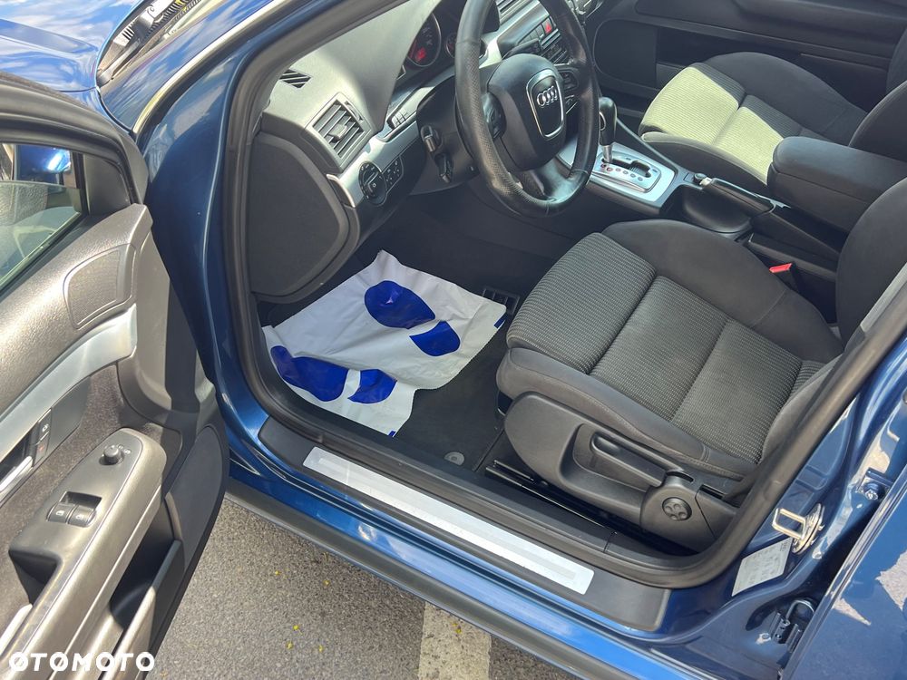 Audi A4 Avant 1.8T Multitronic - 14