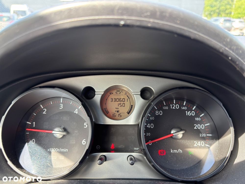 Nissan Qashqai 2.0 dCi DPF acenta - 7