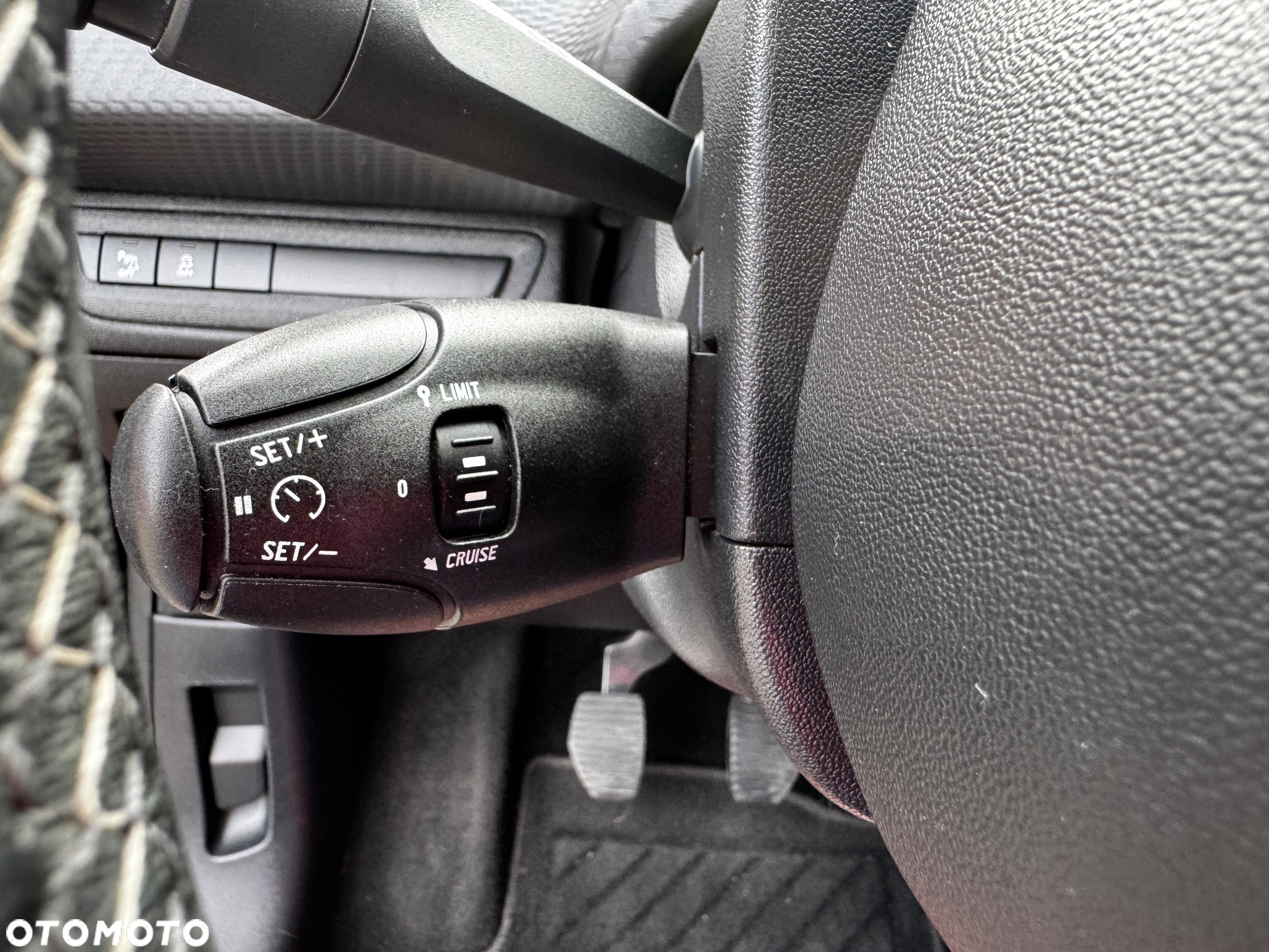 Peugeot 208 1.2 PureTech Allure - 20
