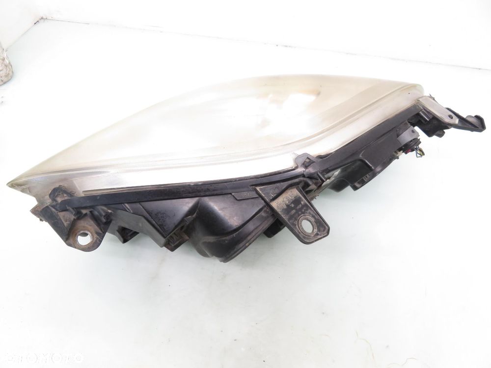 LAMPA PRAWA PRZEDNIA FIAT BRAVO II - 9