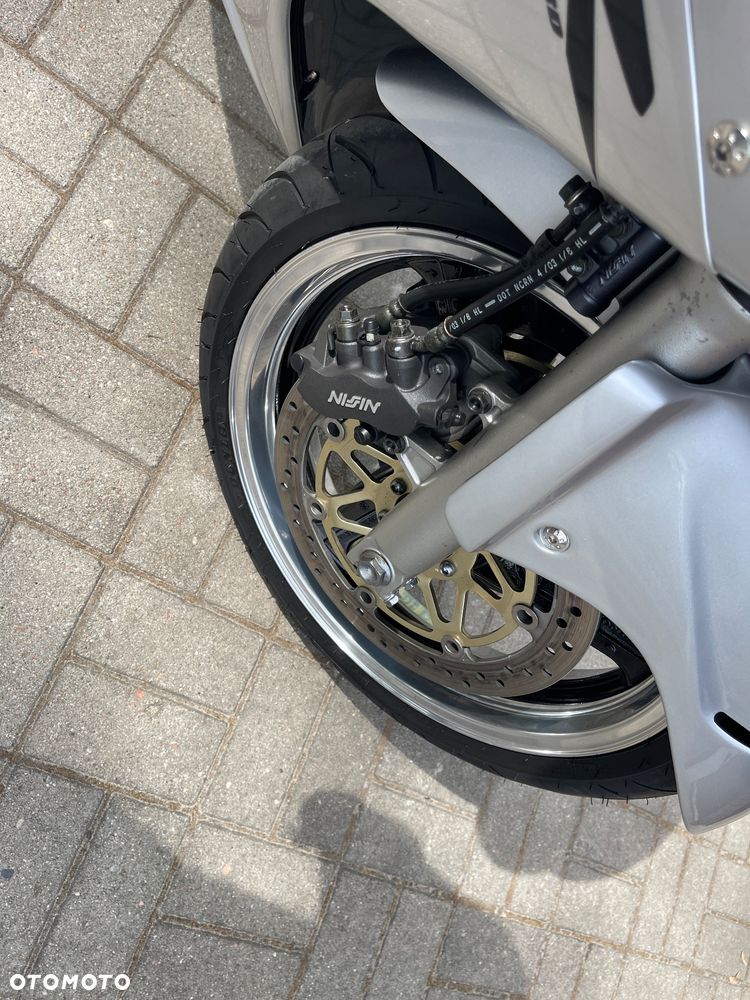 Honda CBR - 7