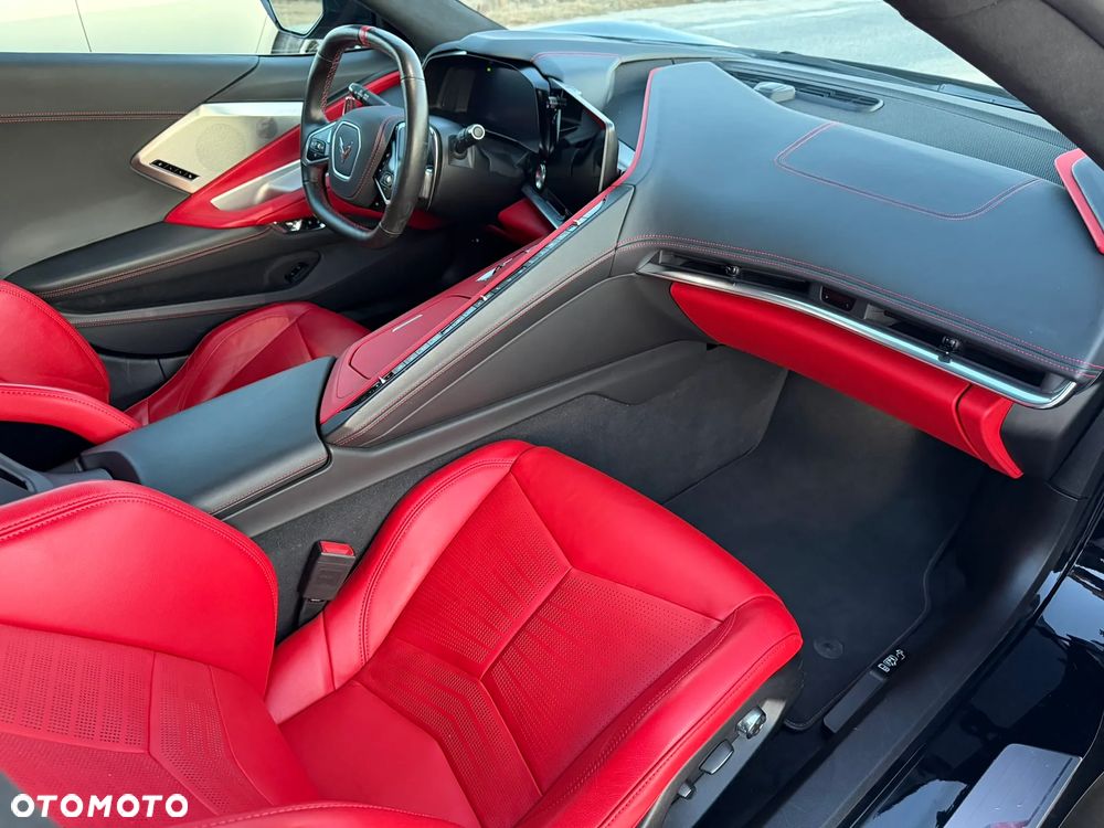 Chevrolet Corvette - 16