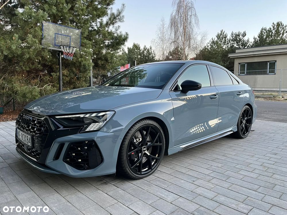 Audi RS3 Limousine - 4