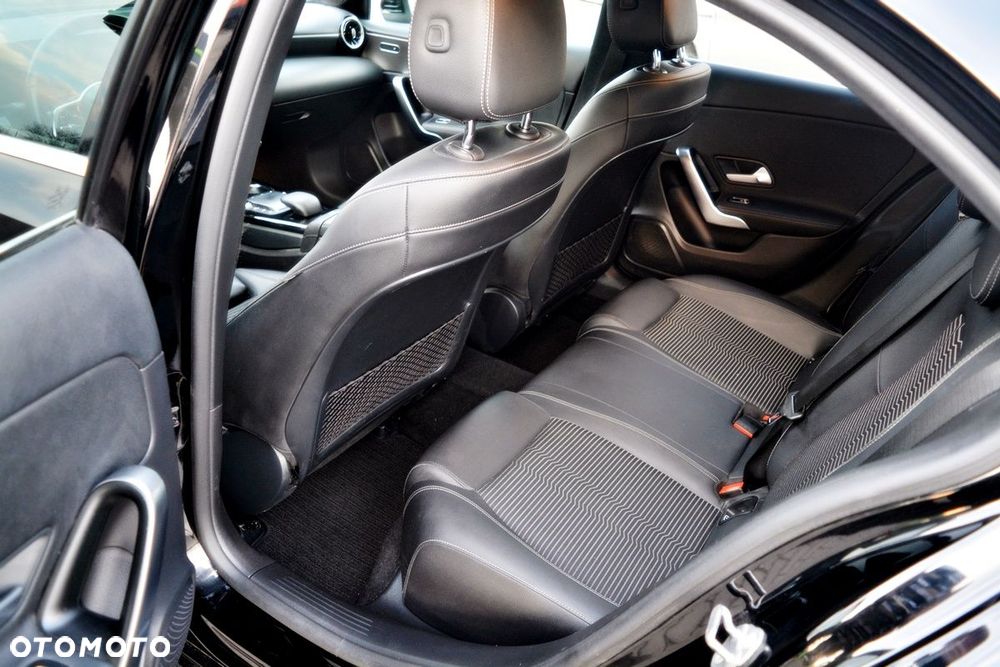 Mercedes-Benz Klasa A 250 e 8G-DCT Edition 2021 - 9