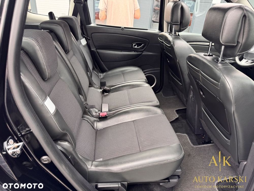 Renault Scenic - 24