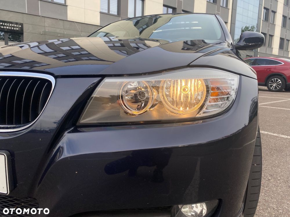 BMW Seria 3 318i - 7