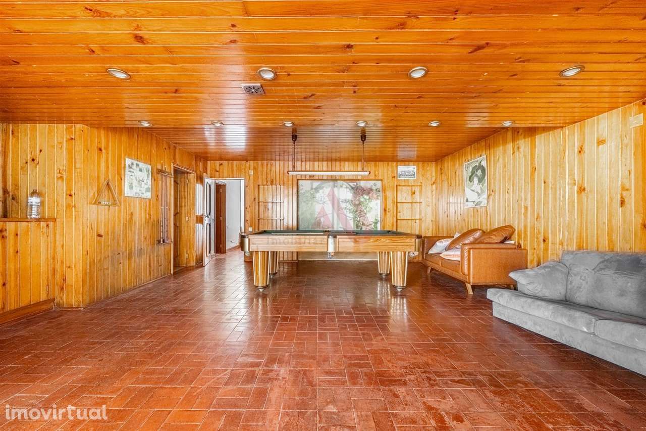 Moradia T5 de LUXO com Piscina e Jardim para Arrendamento no centro de - Grande imagem: 5/51