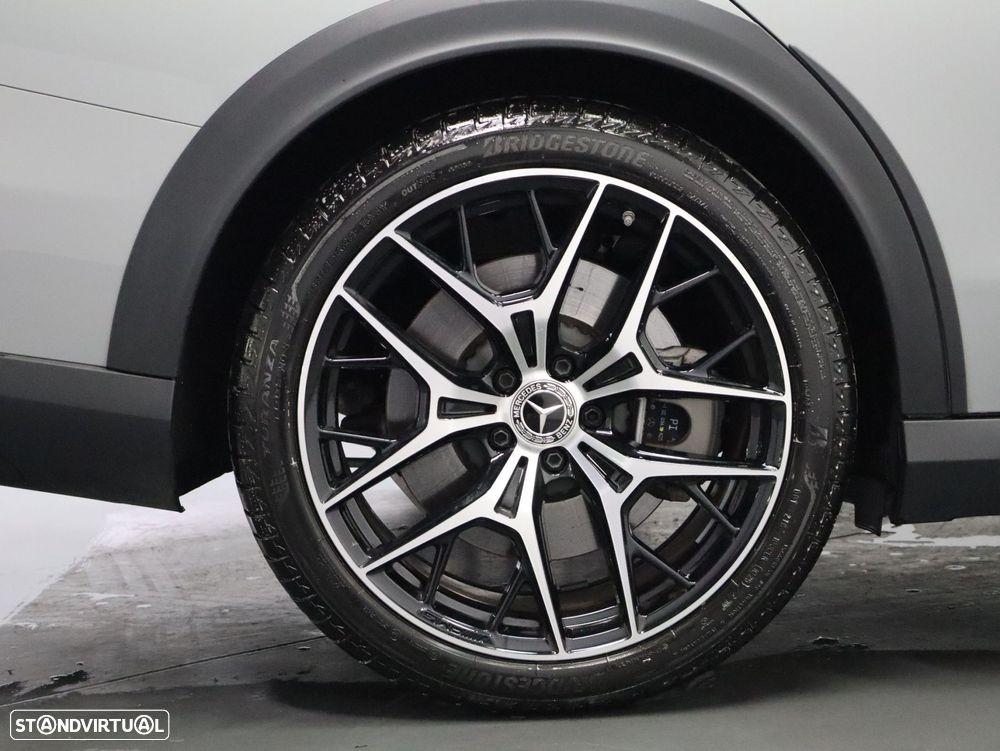 Mercedes-Benz E 300 de 4Matic All-Terrain - 27