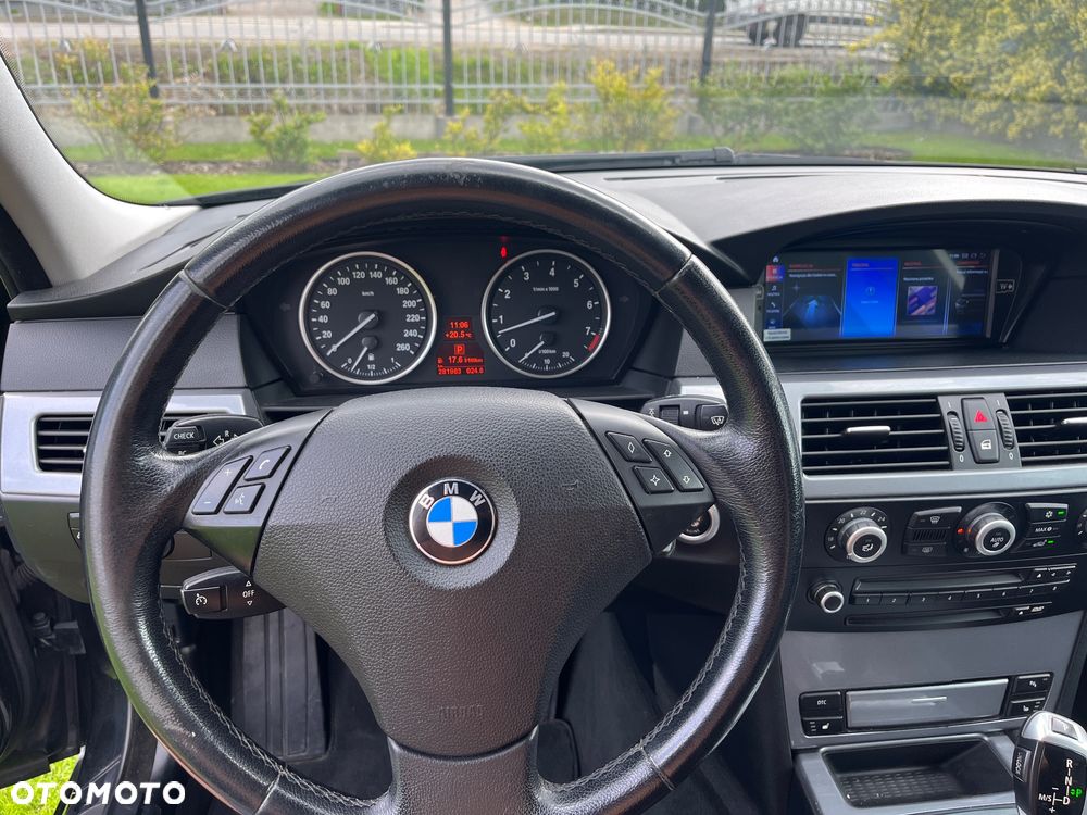 BMW Seria 5 525i Edition Lifestyle - 17