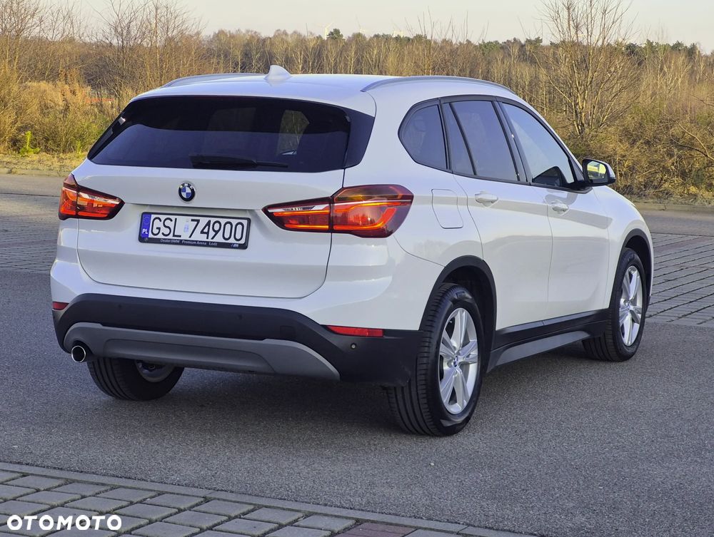 BMW X1 sDrive18i GPF Advantage - 2